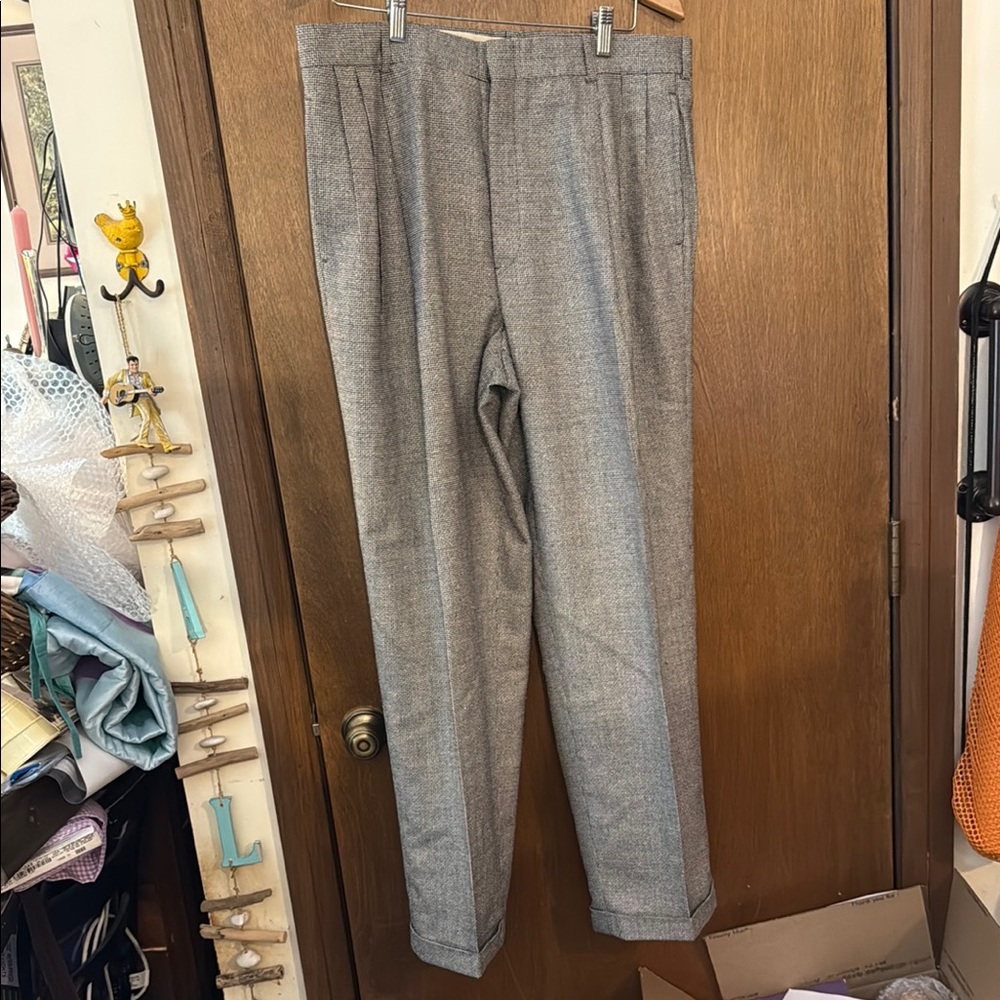 Barry Bricken Gray Dress Pants with Classic Straight-Leg Cut
